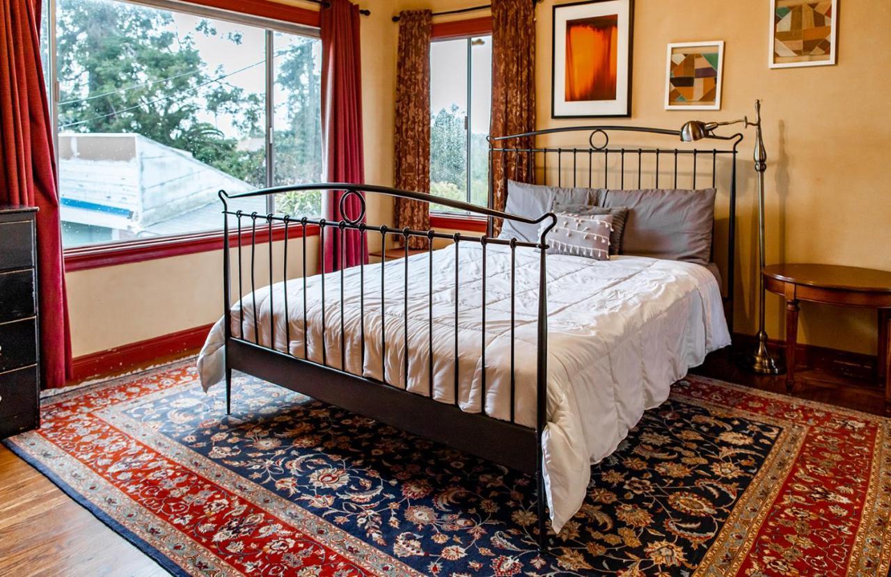 Beautiful, Historic Family Home Near Lake Merritt โอ๊กแลนด์ ภายนอก รูปภาพ