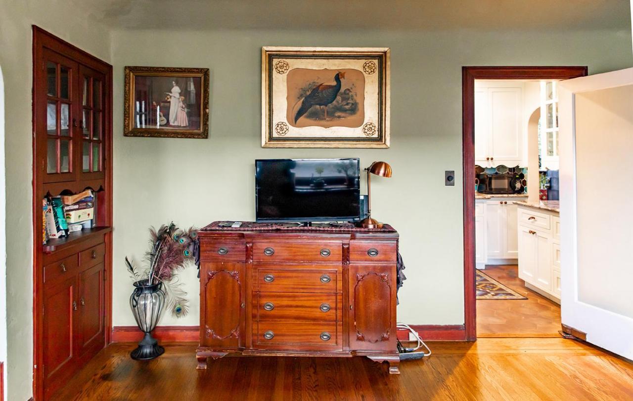 Beautiful, Historic Family Home Near Lake Merritt โอ๊กแลนด์ ภายนอก รูปภาพ